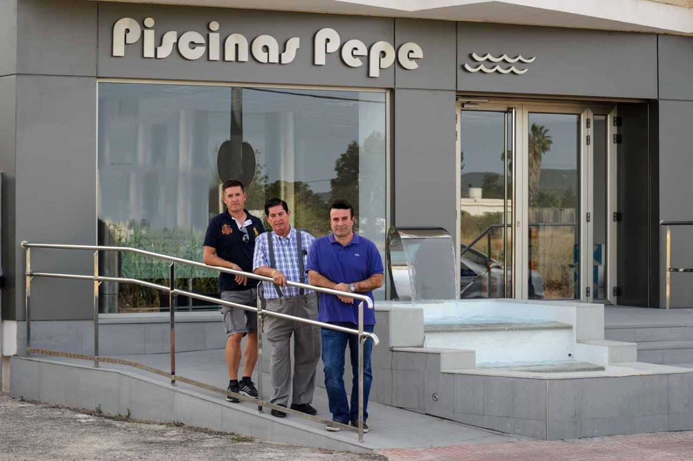 Piscinas Pepe, empresa a su servicio